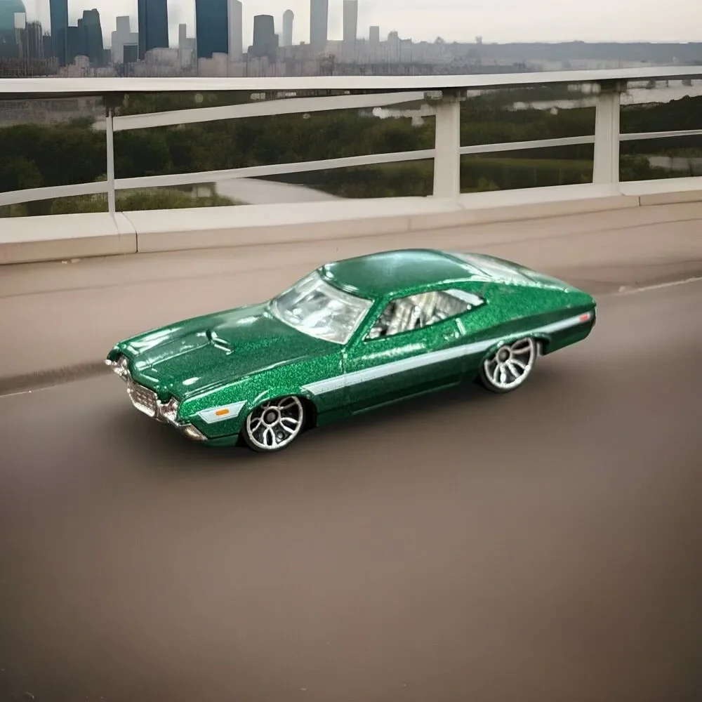 2010 Hot Wheels ‘72 Ford Gran Torino Sport Green Diecast 1:64 Car Loose